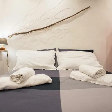 Stanzulell * ナポリ