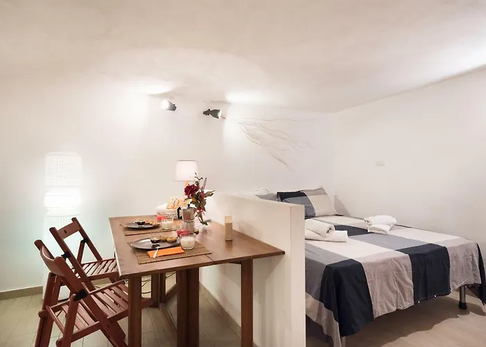 Stanzulell 아파트 *